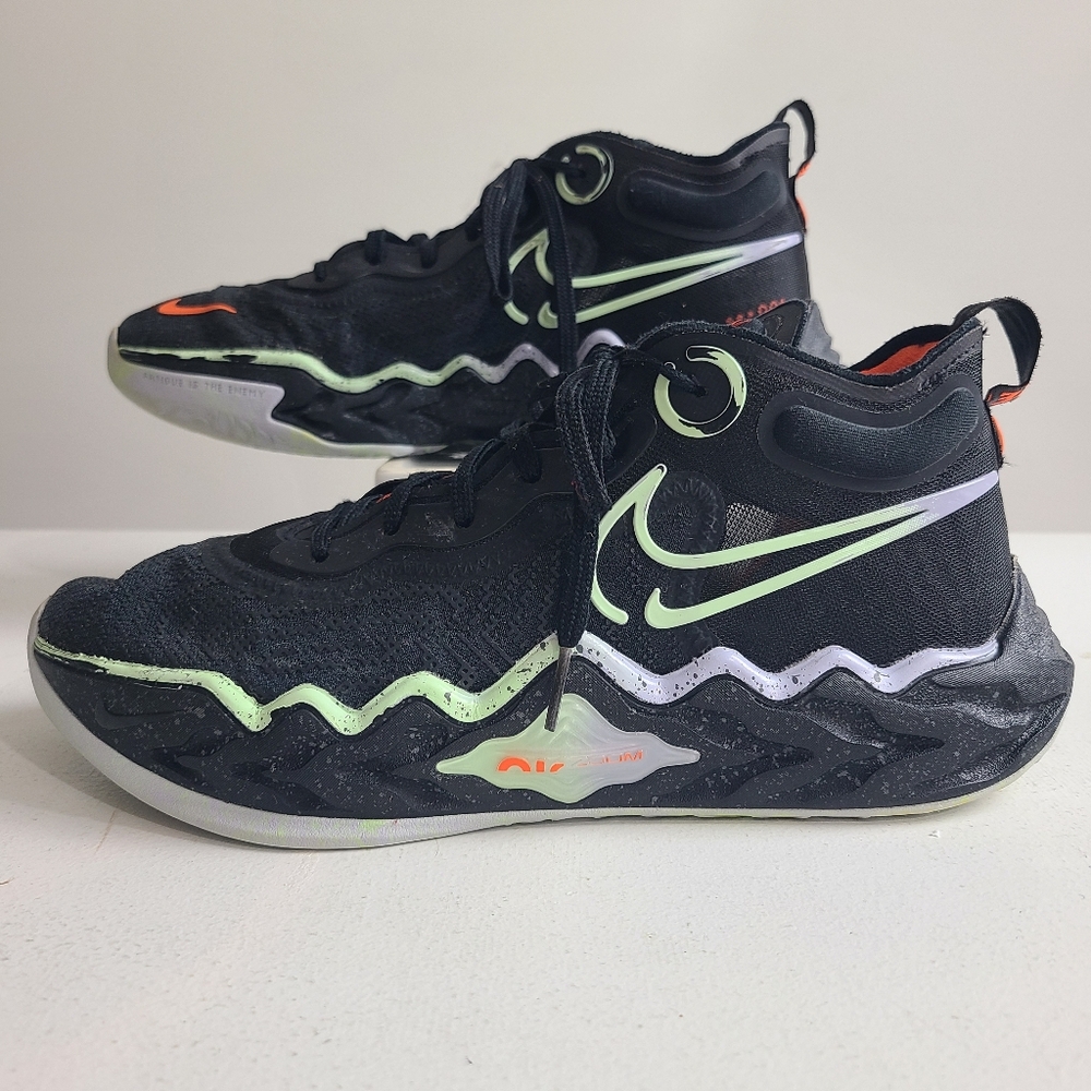 Mens Sz 8- 2021 Nike Air Zoom G.T. Run Black Ghost Hyper Crimson  ( CZ0202-001 )